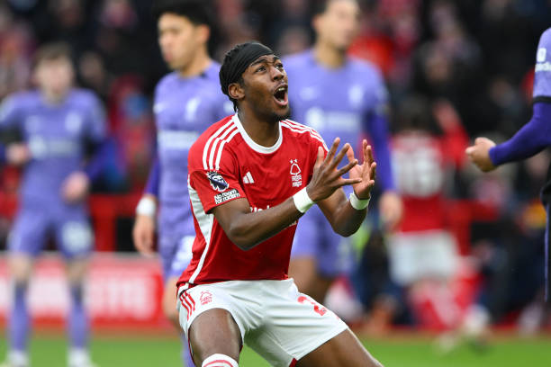 上午8点！足协做出争议决定：中超迎来大变革，球迷吐槽声一片.